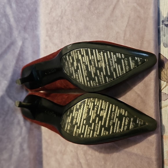 Calvin Klein Dolly Burgundy Suede Heels 10M - Picture 5 of 5